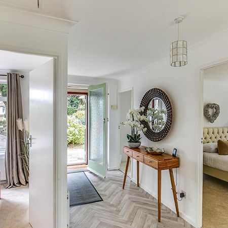 Lochiel Villa Tatsfield Eksteriør billede