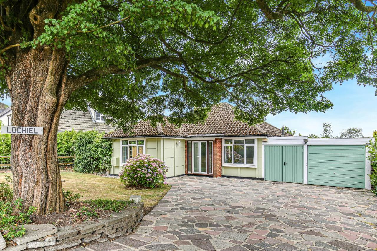 Lochiel Villa Tatsfield Eksteriør billede